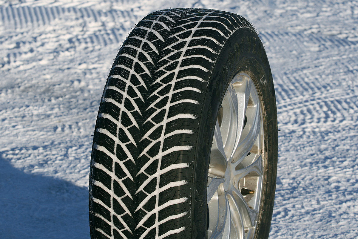 Goodyear UltraGrip+ SUV